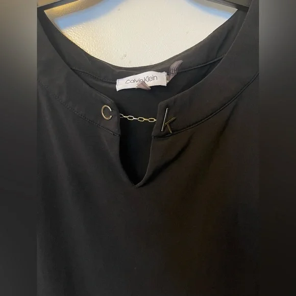 Calvin Klein XL Black Blouse Rhinestone Goldtone Chain V Neck Sleeveless - Picture 2 of 7